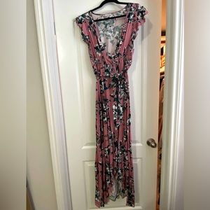 Splendid Maternity floral dress